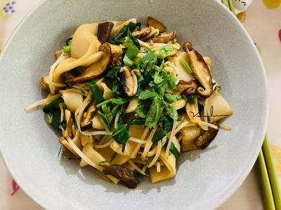 乾炒鮮菇河粉/素/10分鐘