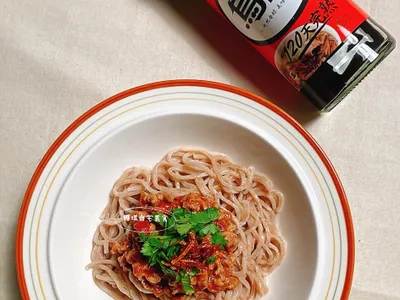 《番茄肉醬烏醋拌麵》