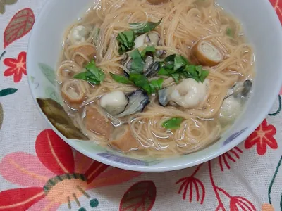 滷大腸＆蚵仔麵線🍜