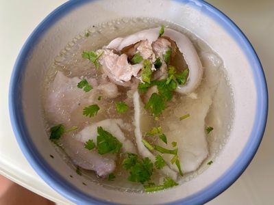 越式椰汁雞湯：獨特東南亞風味，簡單美味