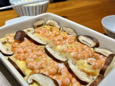 微波蝦仁蒸蛋（可同時完成蝦滑蘿蔔湯）