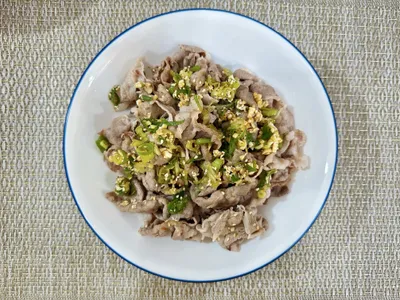 蒜香醬拌白肉