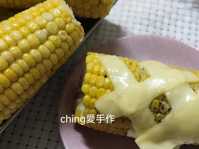 夜市美食-焗烤起司奶油甜玉米