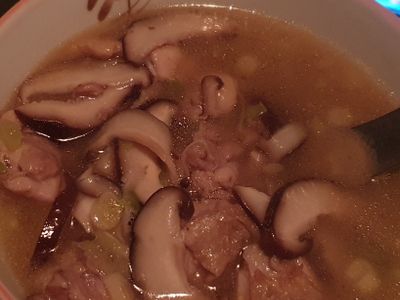 香菇雞腿湯