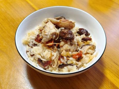 電鍋麻油雞飯