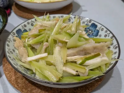 碧玉筍炒菇