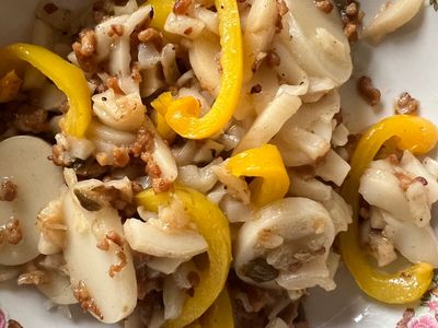剝皮辣椒肉醬甜椒炒年糕