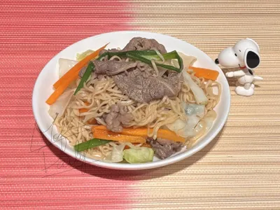 零廚藝系列：牛肉炒泡麵