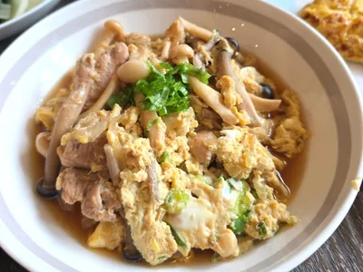 雞肉親子丼