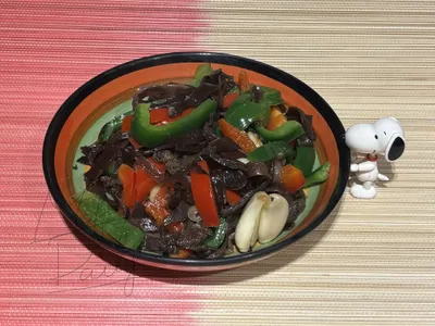 零廚藝系列：甜椒炒木耳