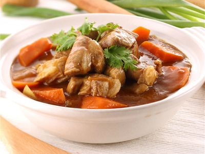 台灣豬肉》咖哩燉梅花豬