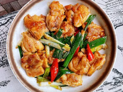 蔥爆雞腿肉