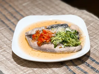 蒸虱目魚肚（紫蘇梅醬）