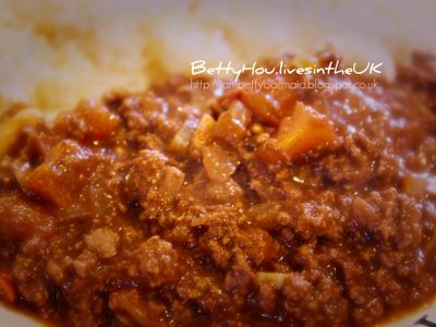 參考食譜 : 【一鍋隨意煮】辣醬牛肉