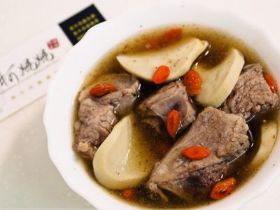 黑木耳梅汁排骨湯