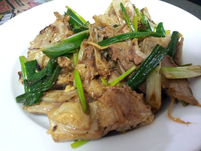 參考食譜 : 蔥燒鴨肉