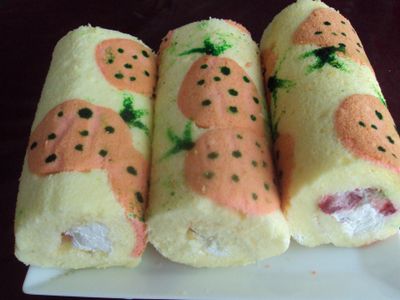 參考食譜 : 草莓彩繪蛋糕