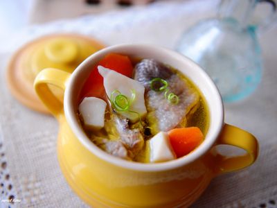 參考食譜 : 杏鮑菇燉雞湯