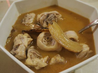 參考食譜 : 麻油雞 & 麻油雞麵線