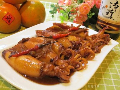 參考食譜 : 薑燒小卷。淬釀年菜料理