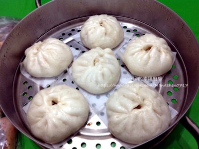 參考食譜 : 香菇脆筍肉包子