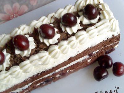 參考食譜 : 【烘培筆記】黑森林蛋糕