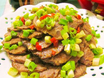 參考食譜 : 滷牛腱