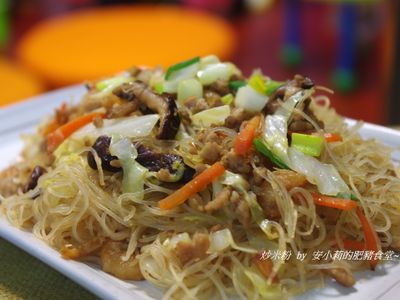 參考食譜 : 香噴噴台式炒米粉