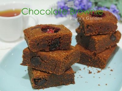 巧克力布朗尼♥草莓就愛鷹牌煉奶