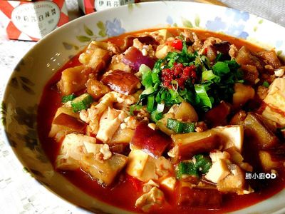 參考食譜 : 茄燒辣味豆腐
