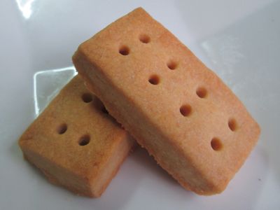 參考食譜 : 奶油香酥餅乾