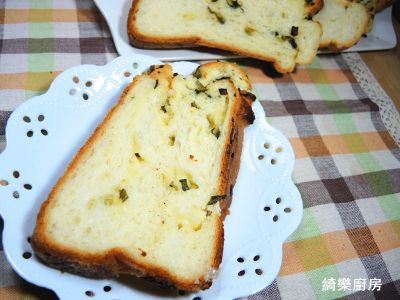 蔥土司[Panasonic製麵包機]