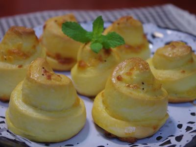 參考食譜 : 烤饅頭(2)~黑胡椒起司饅頭