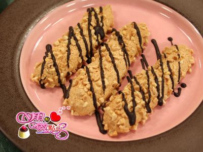 參考食譜 : 杏仁蛋白餅乾