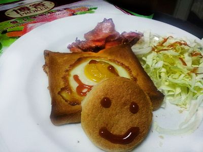 參考食譜 : 培根微笑蛋吐司『博客培根』