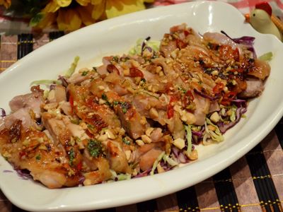參考食譜 : 泰式香煎麻椒雞