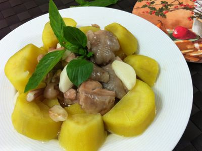 參考食譜 : 蒜頭地瓜雞