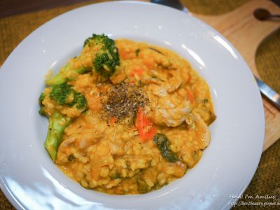 參考食譜 : 姐的霸氣料理! 香噴噴南瓜奶香豬肉燉飯