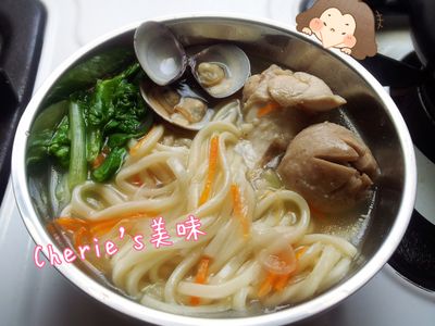 家常洋蔥雞蚌麵
