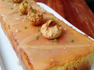 參考食譜 : 酸甜好滋味的糖霜檸檬蛋糕