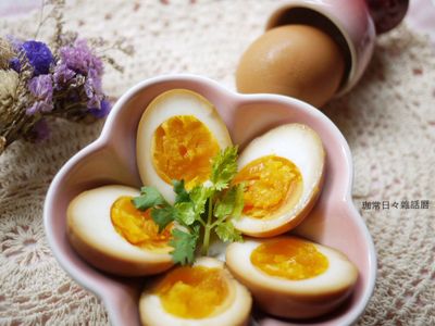 參考食譜 : 日式溏心蛋 ❤ 一次上手超簡單