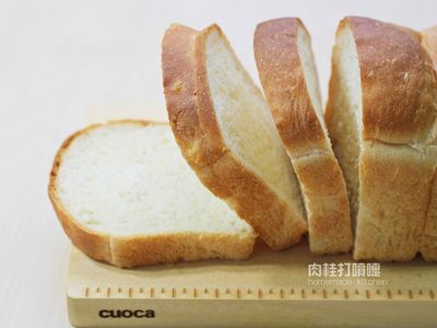 參考食譜 : 山形原味土司(白神酵母)