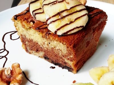 參考食譜 : 香蕉核桃巧克力雙色蛋糕