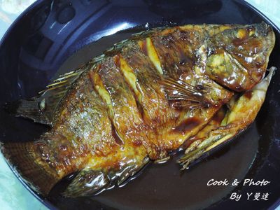 參考食譜 : 香蒜蜜汁吳郭魚