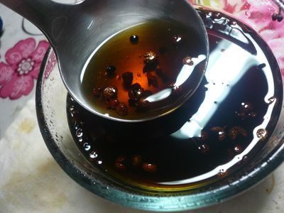 參考食譜 : 簡易嗆花椒麻油