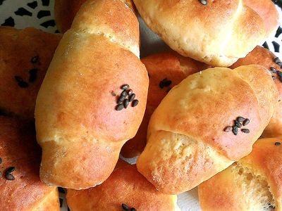 參考食譜 : 簡易牛角麵包