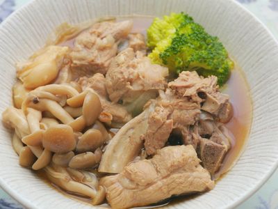參考食譜 : 肉骨茶