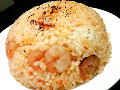 參考食譜 : 整個番茄飯─奶油蝦仁版