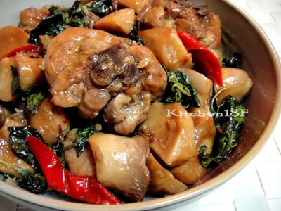 參考食譜 : 三杯雞_一鍋兩吃的美味 [18食堂]