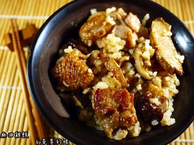 麻油雞飯「放山古早雞在我家」